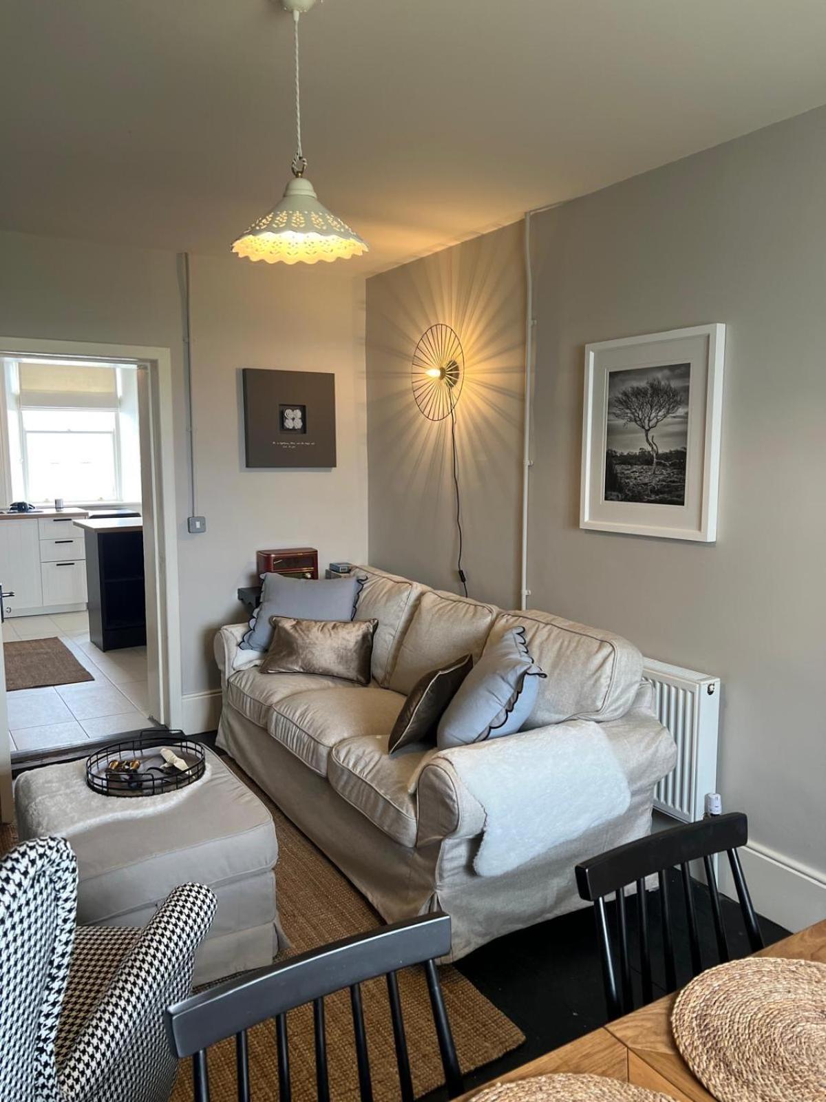 Loop Head Lighthouse Attendant'S Cottage Kilbaha Esterno foto